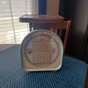 Vintage Pelouze USPS postal scale Model Y